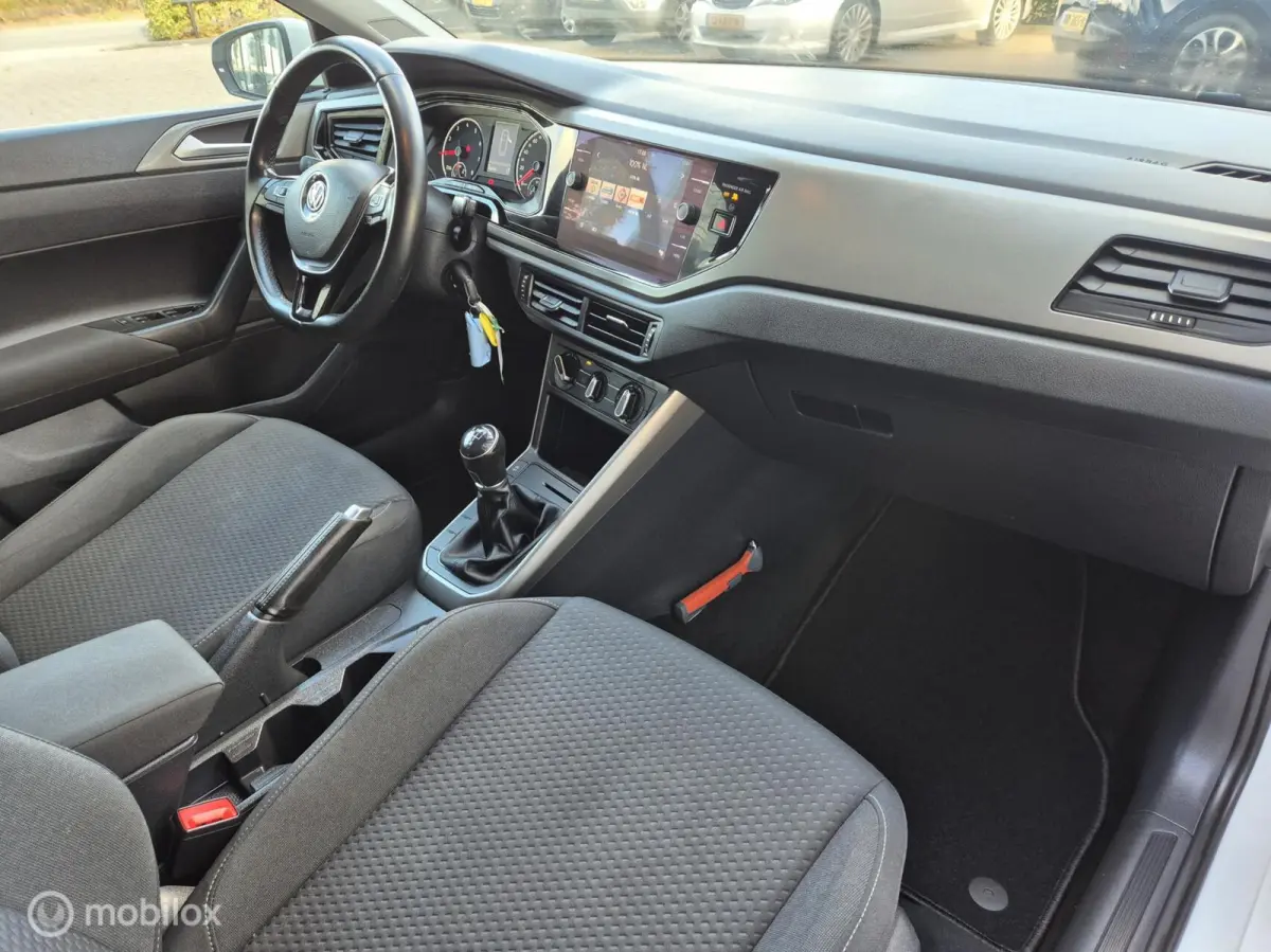 1E EIGENAAR BTW APPLE CARPLAY NAP