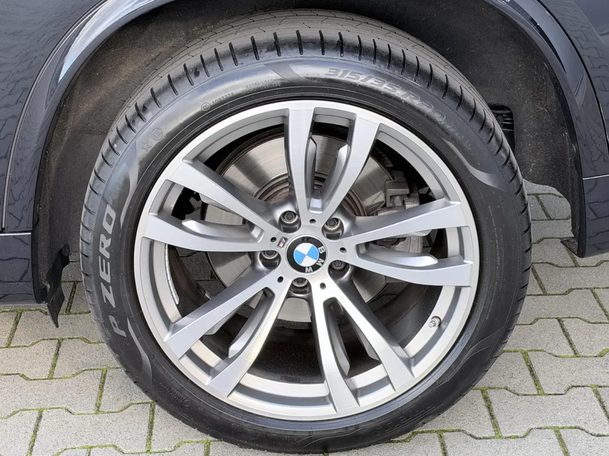 xDrive35i High Executive 306 PK | M sport | Trekhaak | Pano | 360 Camera | Softclose