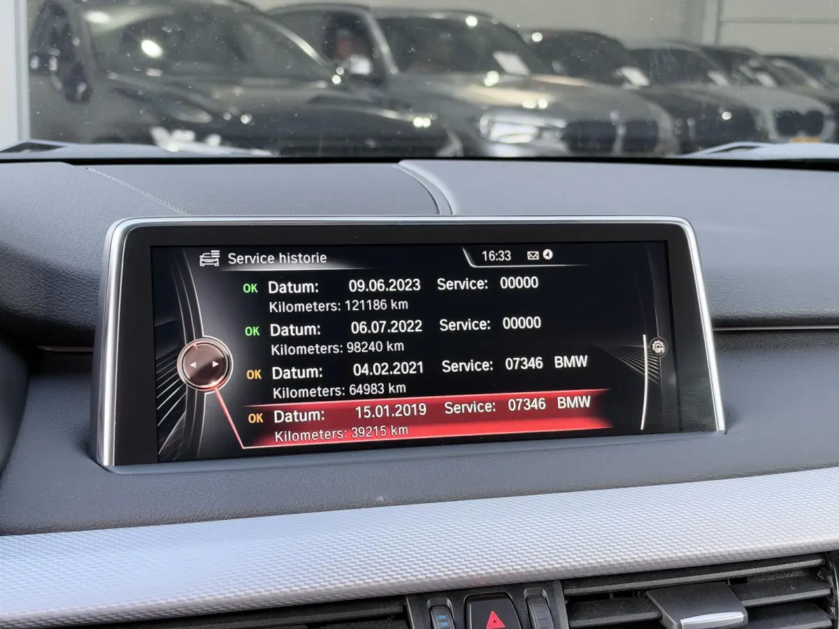 xDrive35i High Executive 306 PK | M sport | Trekhaak | Pano | 360 Camera | Softclose