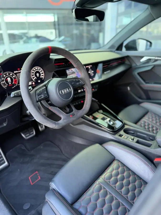 RS 3 2.5 TFSI RS 3 quattro|Keramisch|Pano|Carbonpack|B&O
