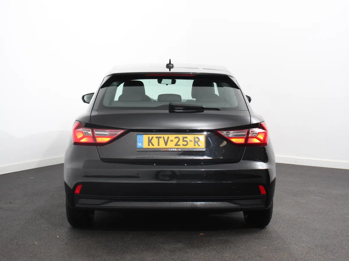 25 TFSI Automaat Advanced edition Navigatie Virtual Cockpit PDC v+a Cruise 2-Zone Climate Control Apple CarPlay/Android Auto