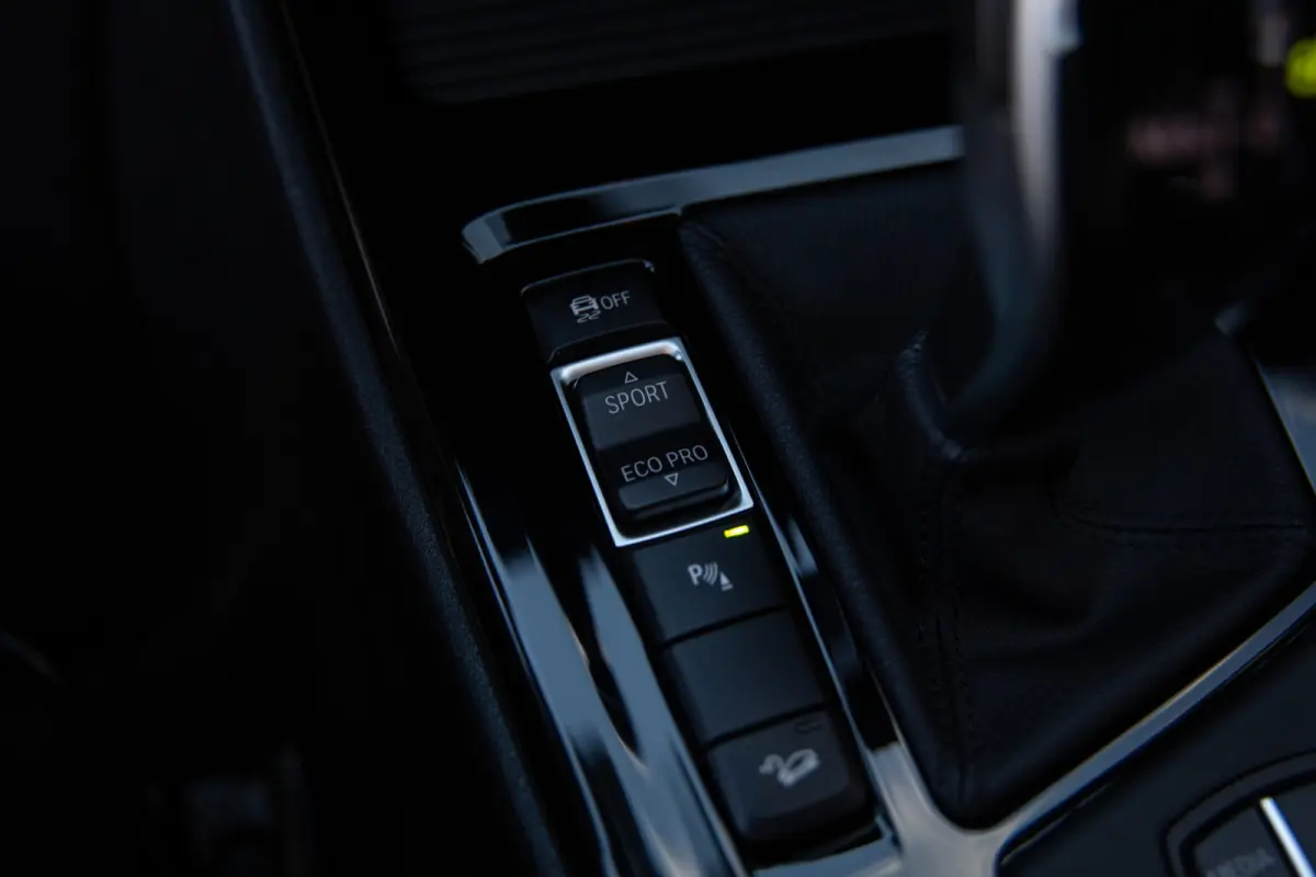xDrive20i Business Edition Plus , Panoramadak, HUD, Achteruitrijcamera, Navigatie,