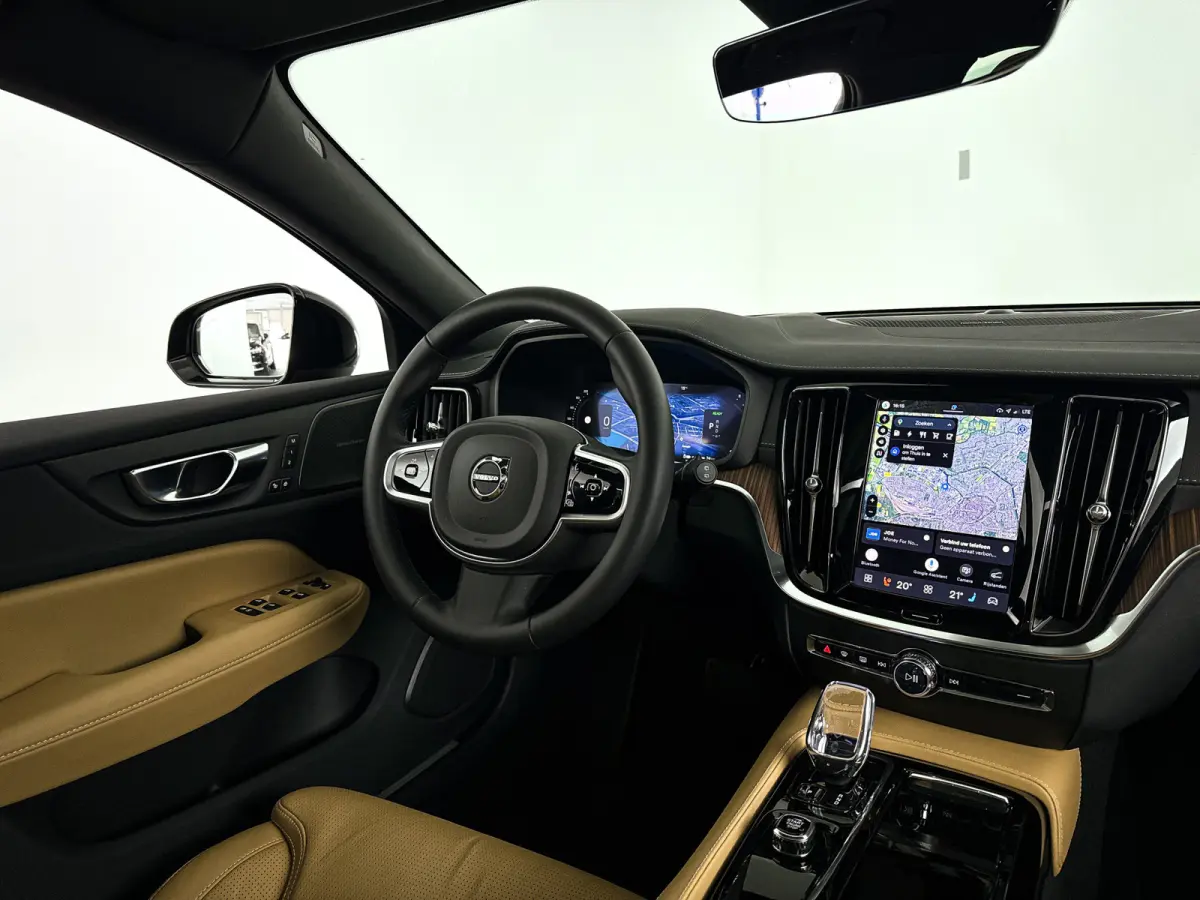 T8 Plug-in hybrid AWD Ultra Dark | SOH 99% | Panoramadak | 360° camera | Head-up display | Harman Kardon | Stoelventilatie | Massage | Stoel- en stuurverwarming | Trekhaak