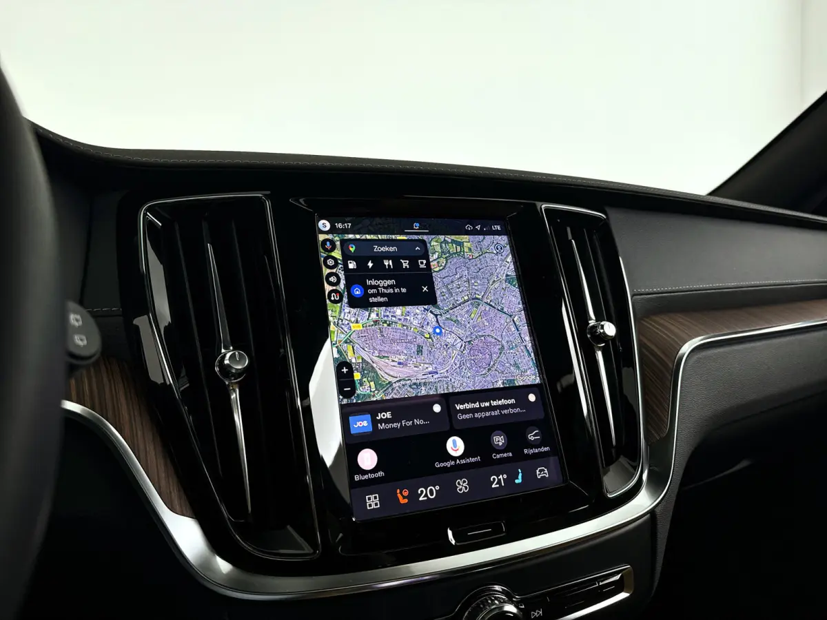 T8 Plug-in hybrid AWD Ultra Dark | SOH 99% | Panoramadak | 360° camera | Head-up display | Harman Kardon | Stoelventilatie | Massage | Stoel- en stuurverwarming | Trekhaak