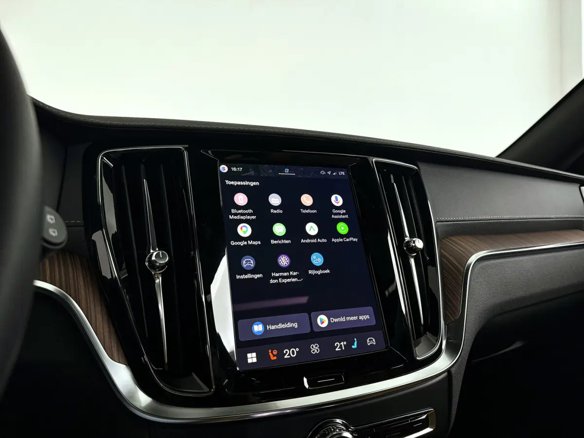 T8 Plug-in hybrid AWD Ultra Dark | SOH 99% | Panoramadak | 360° camera | Head-up display | Harman Kardon | Stoelventilatie | Massage | Stoel- en stuurverwarming | Trekhaak