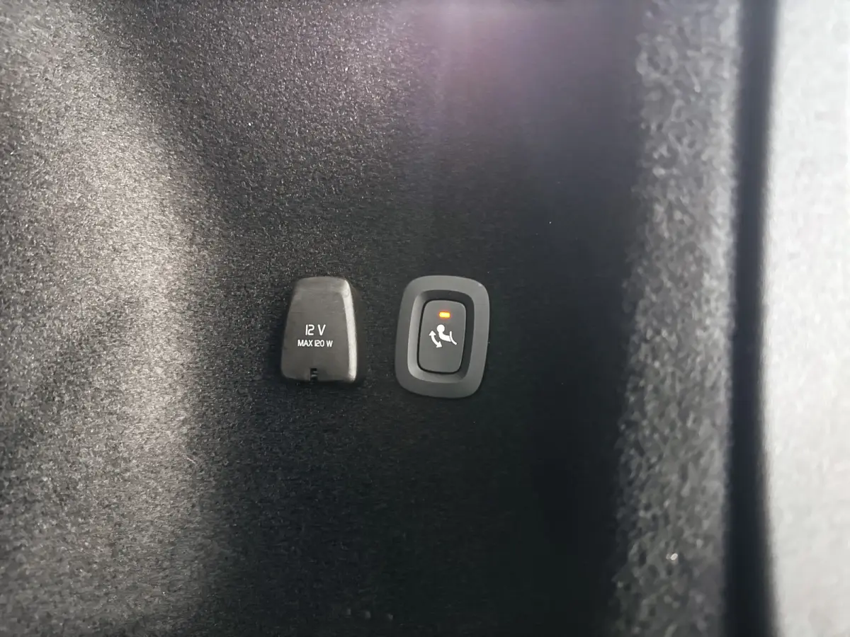 T8 Plug-in hybrid AWD Ultra Dark | SOH 99% | Panoramadak | 360° camera | Head-up display | Harman Kardon | Stoelventilatie | Massage | Stoel- en stuurverwarming | Trekhaak