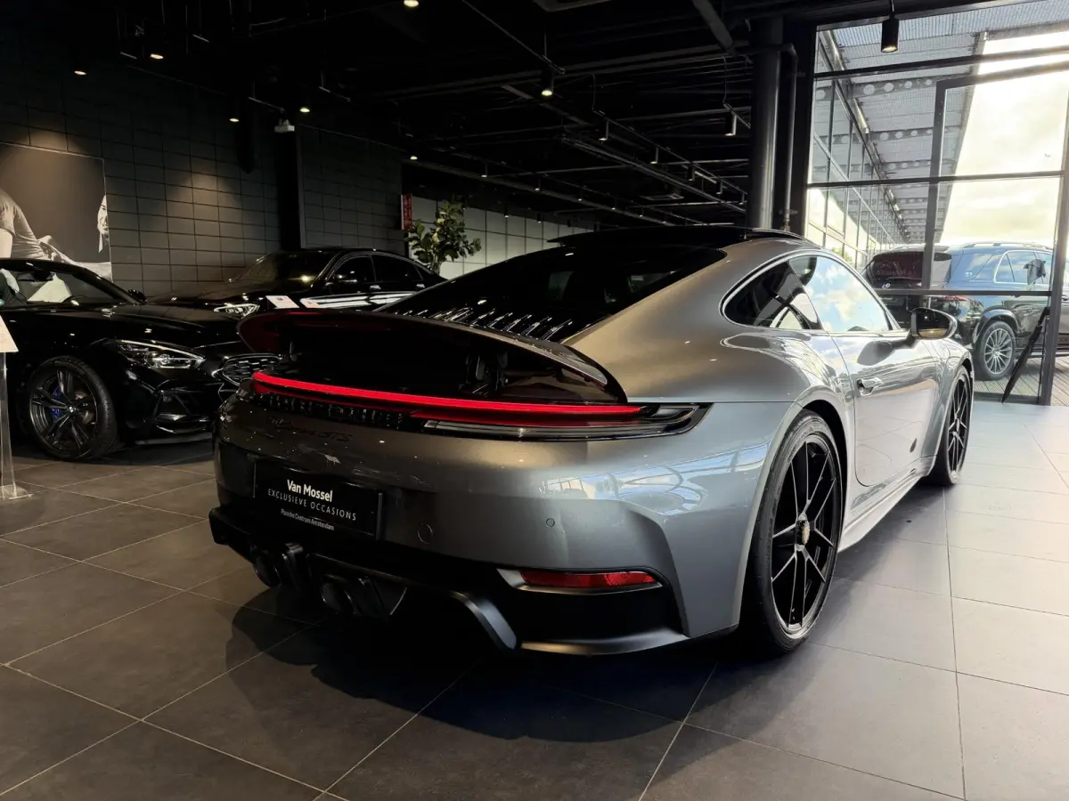 3.6 T-Hybrid Carrera GTS | SPORTDESIGN | SPORTCHRONO | SPORUITLAATSYSTEEM | PTV + | PASM | PDLS + | BOSE | HEFSYSTEEM VOORAS | ACHTERASBESTURING | 18-WEG STOELEN | PANORAMA/SCHUIF-KANTELDAK 