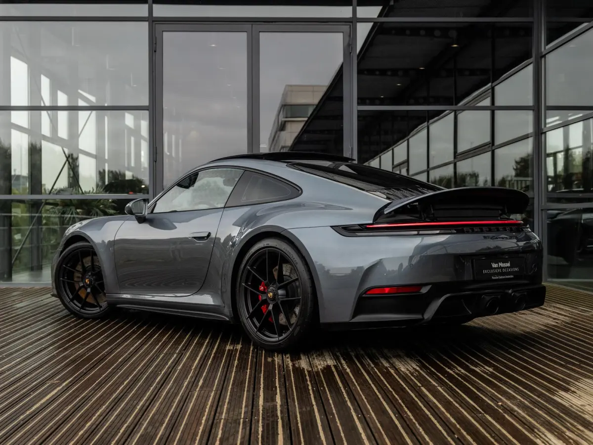 3.6 T-Hybrid Carrera GTS | SPORTDESIGN | SPORTCHRONO | SPORUITLAATSYSTEEM | PTV + | PASM | PDLS + | BOSE | HEFSYSTEEM VOORAS | ACHTERASBESTURING | 18-WEG STOELEN | PANORAMA/SCHUIF-KANTELDAK 