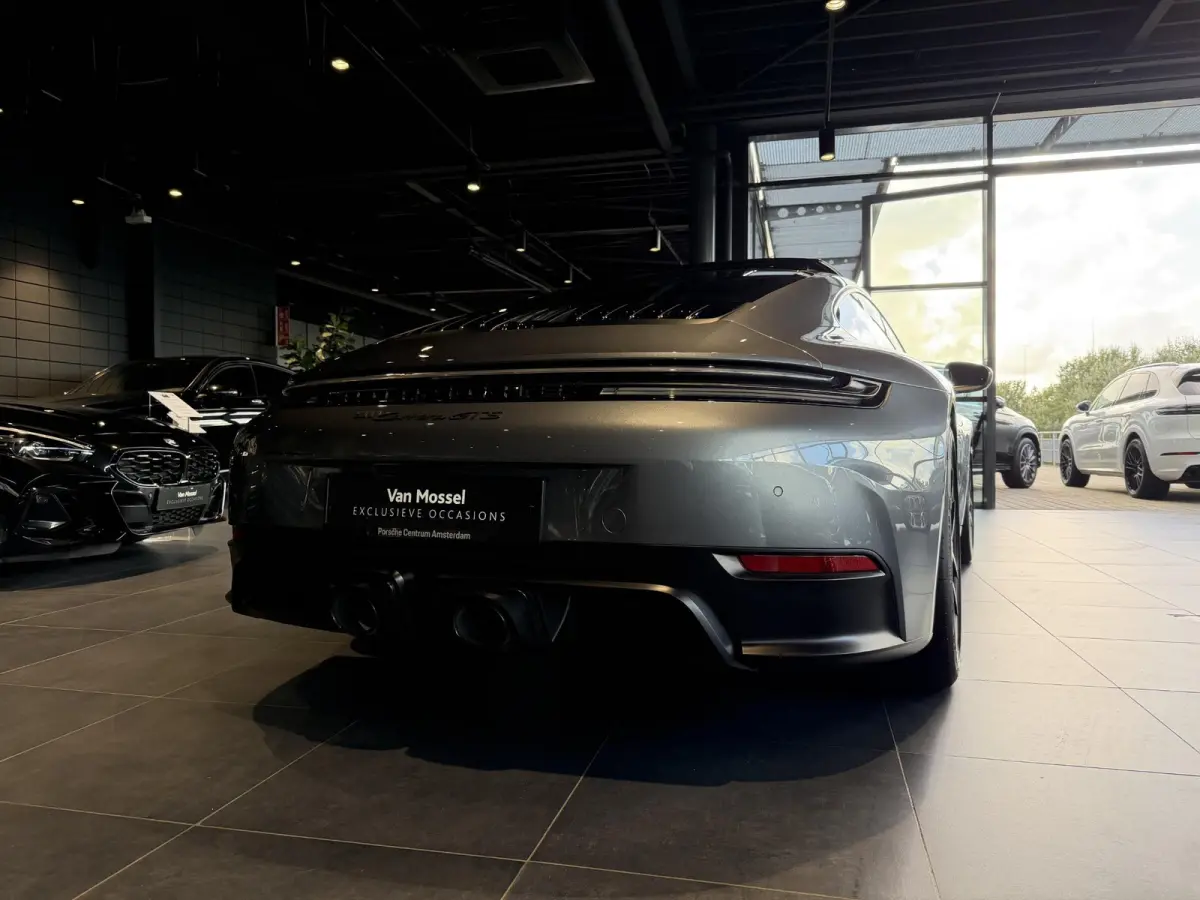 3.6 T-Hybrid Carrera GTS | SPORTDESIGN | SPORTCHRONO | SPORUITLAATSYSTEEM | PTV + | PASM | PDLS + | BOSE | HEFSYSTEEM VOORAS | ACHTERASBESTURING | 18-WEG STOELEN | PANORAMA/SCHUIF-KANTELDAK 