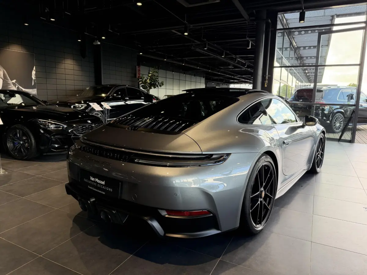 3.6 T-Hybrid Carrera GTS | SPORTDESIGN | SPORTCHRONO | SPORUITLAATSYSTEEM | PTV + | PASM | PDLS + | BOSE | HEFSYSTEEM VOORAS | ACHTERASBESTURING | 18-WEG STOELEN | PANORAMA/SCHUIF-KANTELDAK 