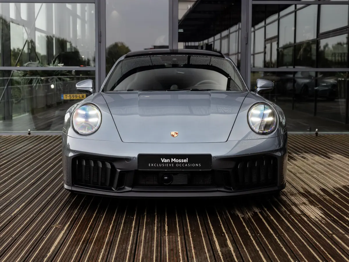 3.6 T-Hybrid Carrera GTS | SPORTDESIGN | SPORTCHRONO | SPORUITLAATSYSTEEM | PTV + | PASM | PDLS + | BOSE | HEFSYSTEEM VOORAS | ACHTERASBESTURING | 18-WEG STOELEN | PANORAMA/SCHUIF-KANTELDAK 