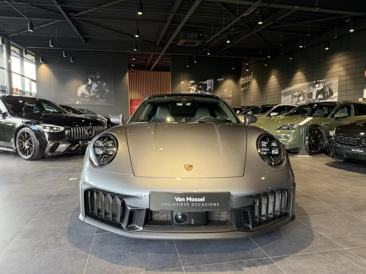 3.6 T-Hybrid Carrera GTS | SPORTDESIGN | SPORTCHRONO | SPORUITLAATSYSTEEM | PTV + | PASM | PDLS + | BOSE | HEFSYSTEEM VOORAS | ACHTERASBESTURING | 18-WEG STOELEN | PANORAMA/SCHUIF-KANTELDAK 