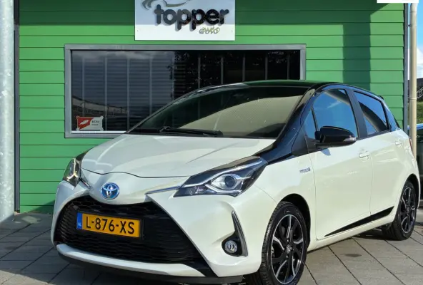 1.5 Hybrid Bi-Tone|2e Eigenaar|Automaat|Camera|Navigatie|CruiseControl|Climatronic|Nieuwe APK|Trekhaak|