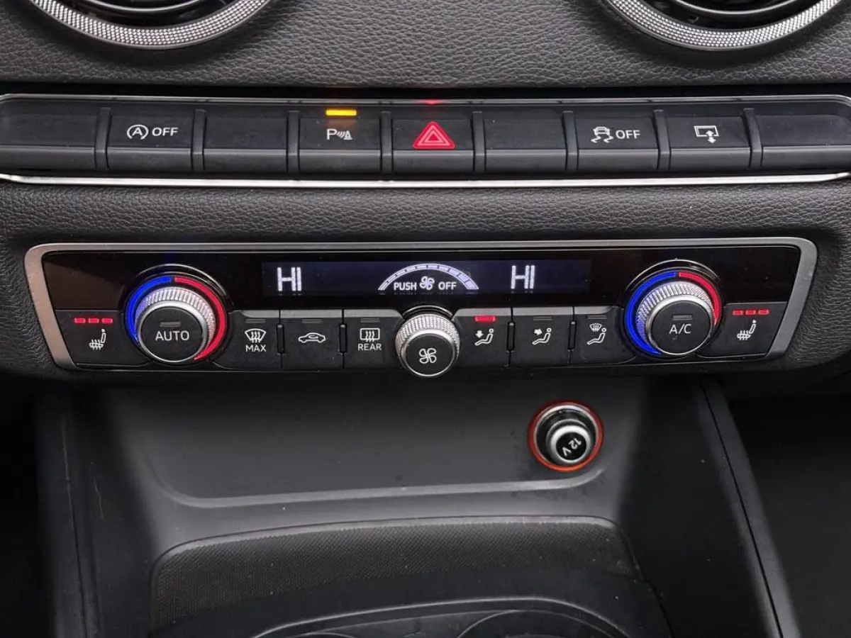 1.4 TFSI CoD Ambition S-Line Leder/4S.Banden/Xenon /Winterbanden/