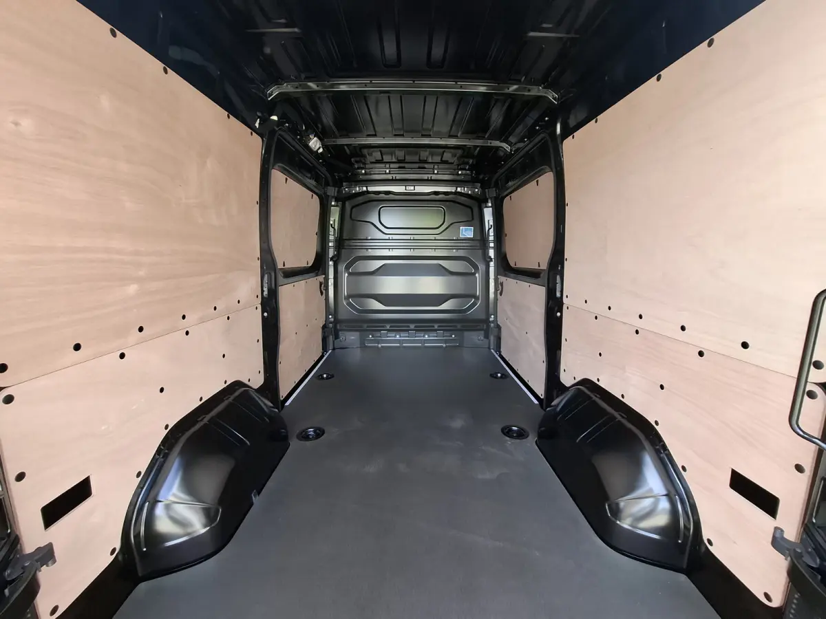 T35 L2H2 Extra long range 87 kWh | Wordt verwacht | Dubbele schuifdeur | Betimmering | Achteruitrijcamera | PDC Voor en Achter | Cruise Control | Airco | Trekhaak |