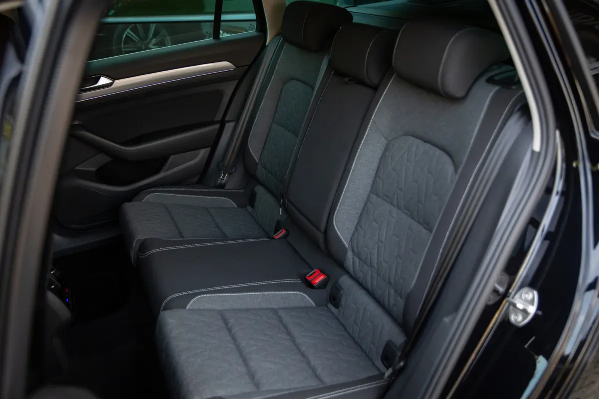 1.4 TSI PHEV GTE Business , Achteruitrijcamera, Adaptive Cruise, Apple Carplay,