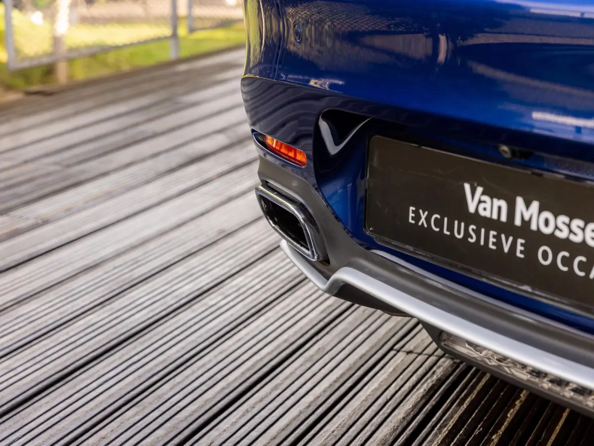 4.0 S | AMG PERFORMANCE UITLAAT | AMG PERFORMANCE STOELEN | KEYLESS ENTRY | VOLLEDIG MB DEALER ONDERHOUDEN | STOELVERWARMING | ACHTERUITRIJCAMERA |