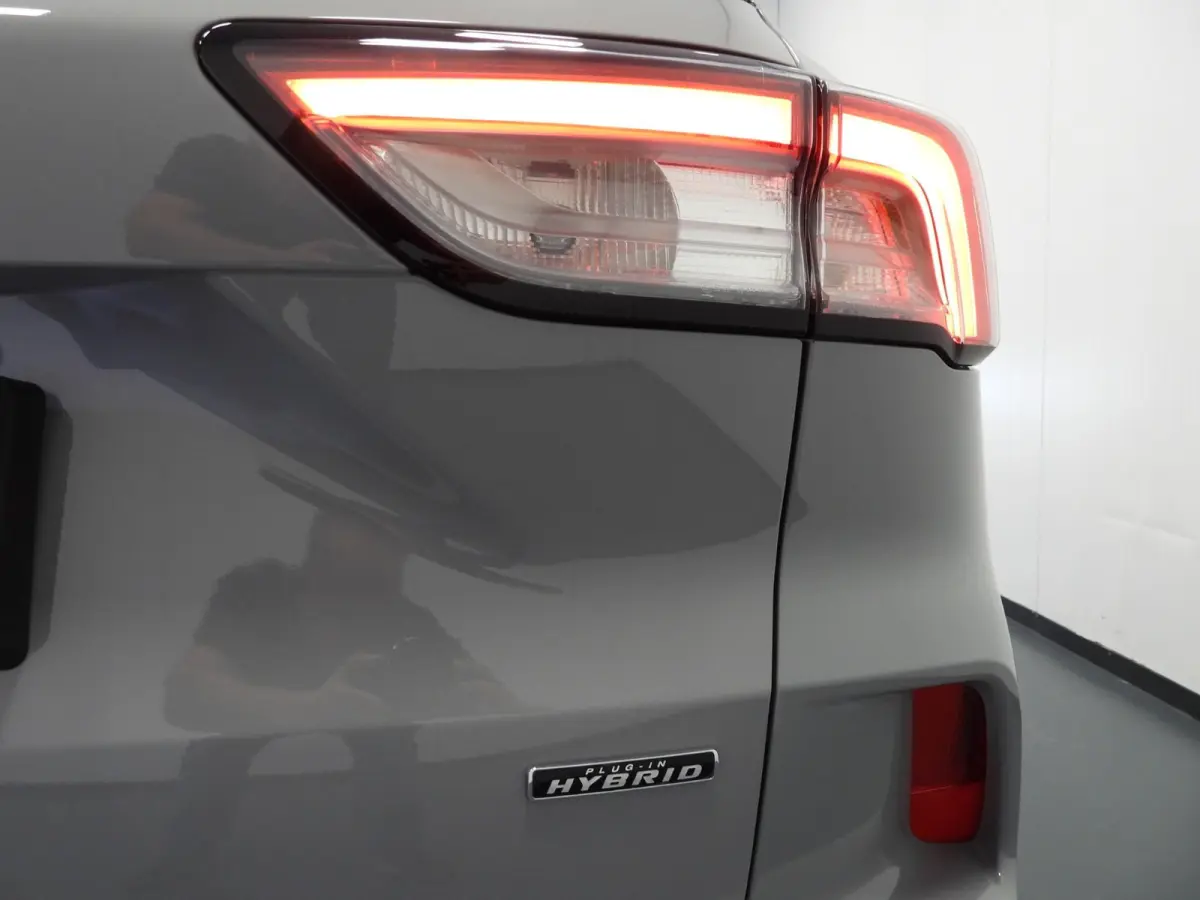 2.5 PHEV Plug-In Graphite Tech Edition TREKH./NAVI/LED/B&O/HEAD-UP/20"LMV!