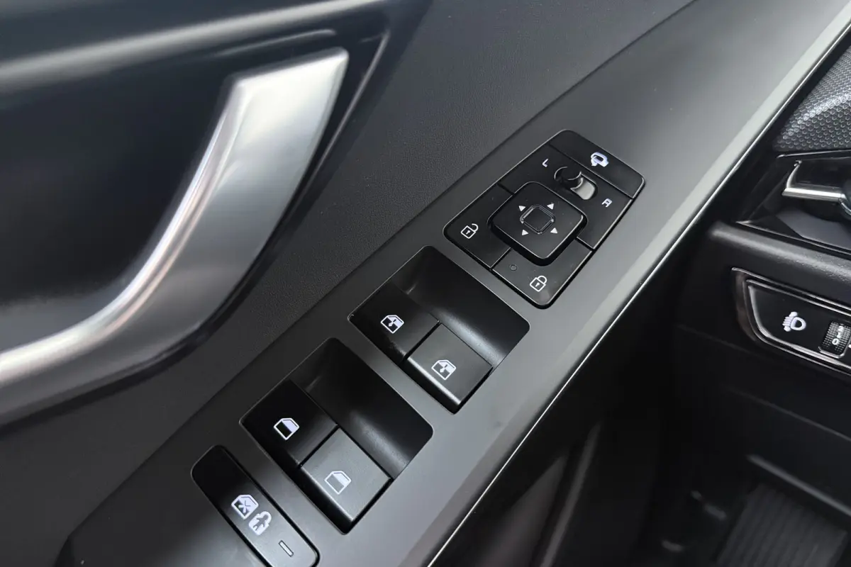 1.6 Aut. Hybrid DynamicPlusLine Schuif-/kanteldak Leder Head-Up Display