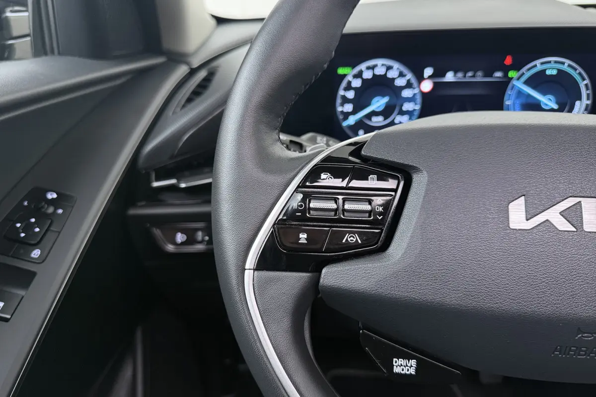 1.6 Aut. Hybrid DynamicPlusLine Schuif-/kanteldak Leder Head-Up Display