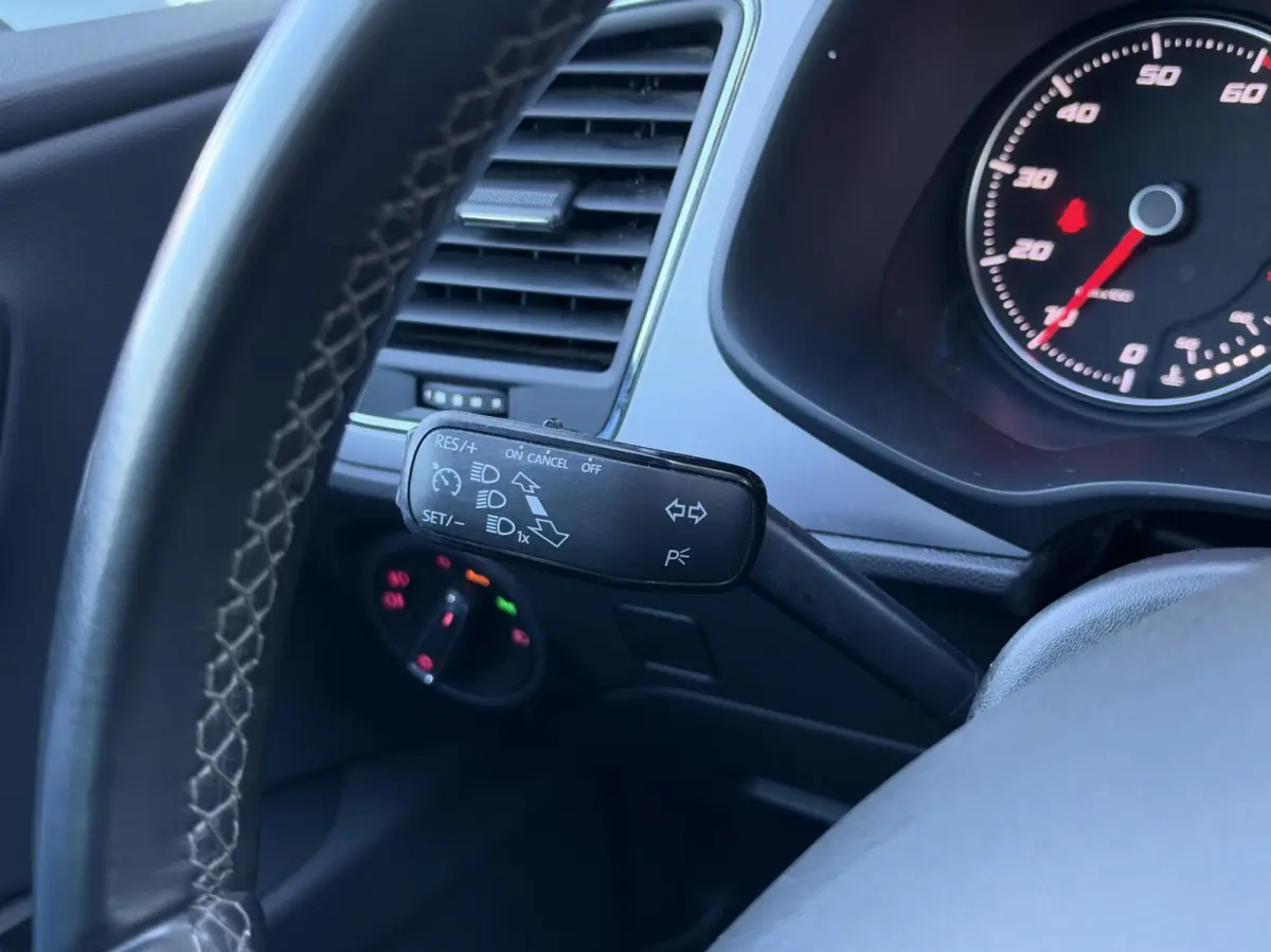 1.0 EcoTSI FR Style LED | Carplay | Alcantara
