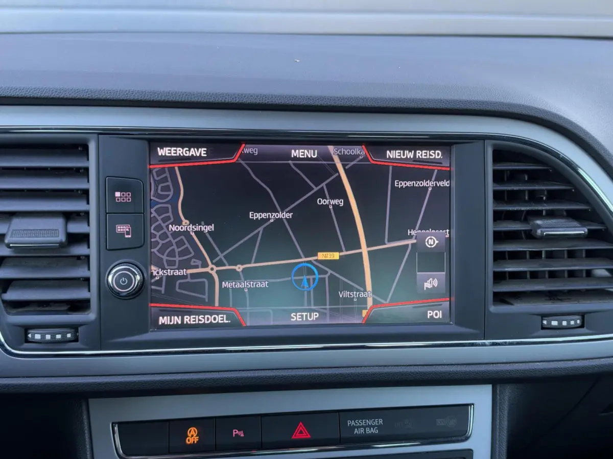 1.0 EcoTSI FR Style LED | Carplay | Alcantara