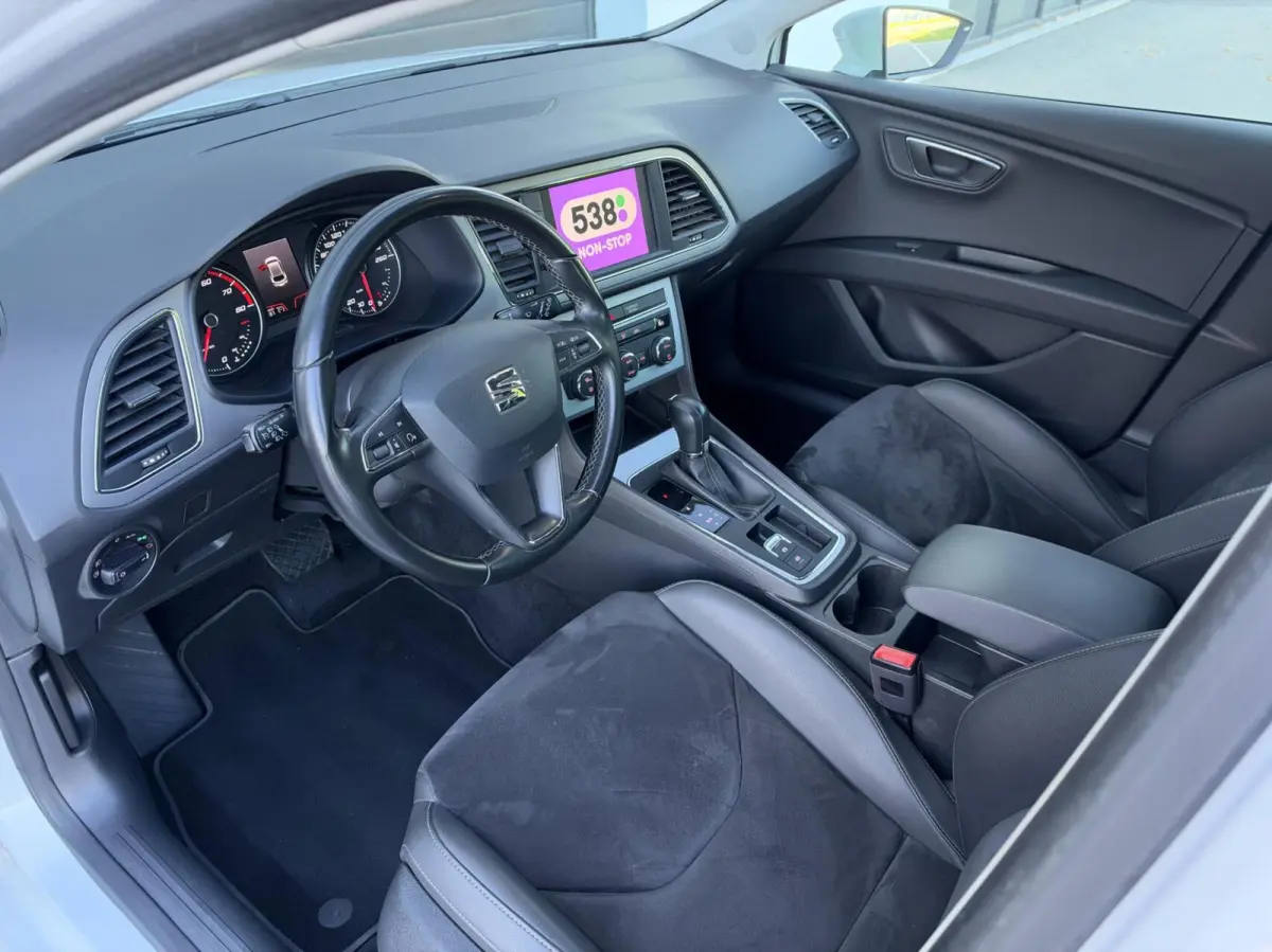 1.0 EcoTSI FR Style LED | Carplay | Alcantara