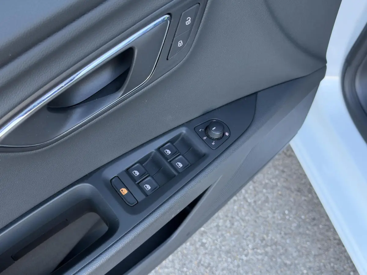 1.0 EcoTSI FR Style LED | Carplay | Alcantara