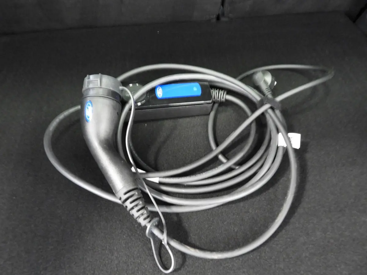 2.5 PHEV Plug-In Titanium X TREKH./NAVI/LED/B&O/HEAD-UP/17"LMV!
