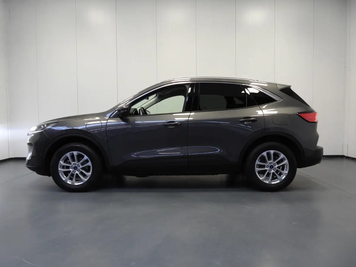 2.5 PHEV Plug-In Titanium X TREKH./NAVI/LED/B&O/HEAD-UP/17"LMV!