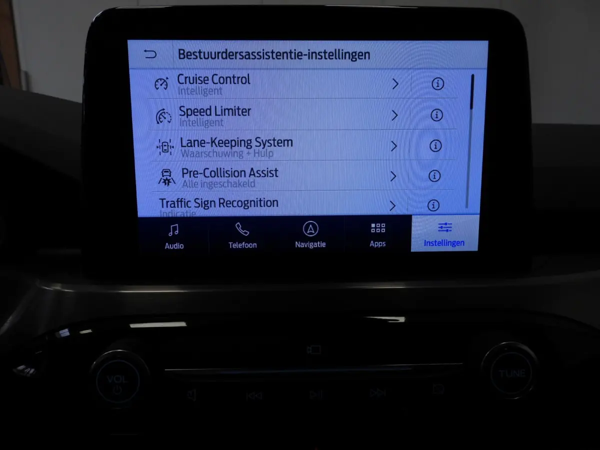 2.5 PHEV Plug-In Titanium X TREKH./NAVI/LED/B&O/HEAD-UP/17"LMV!
