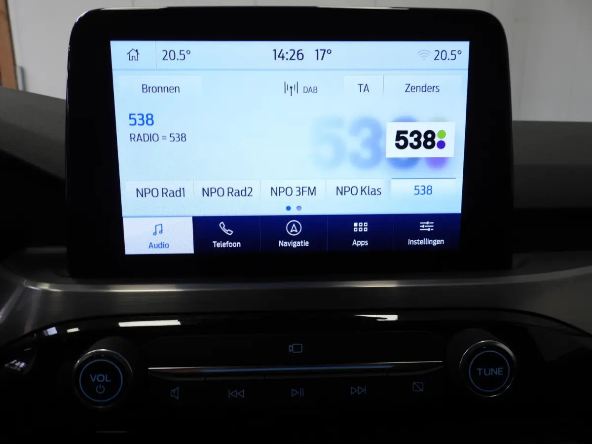 2.5 PHEV Plug-In Titanium X TREKH./NAVI/LED/B&O/HEAD-UP/17"LMV!