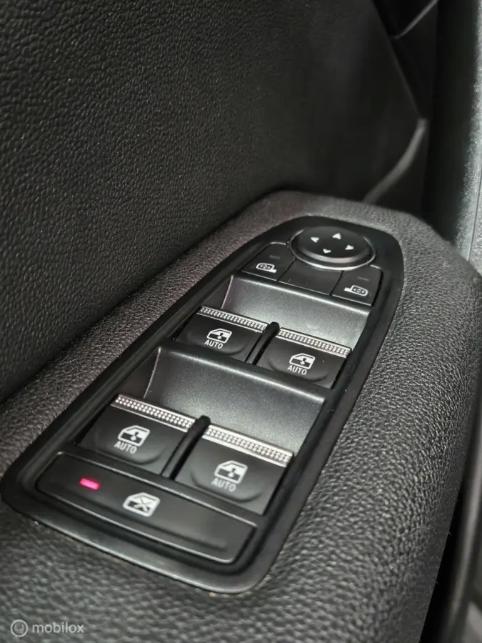1.3 TCe 140 Intens | Camera | CarPlay | Airco
