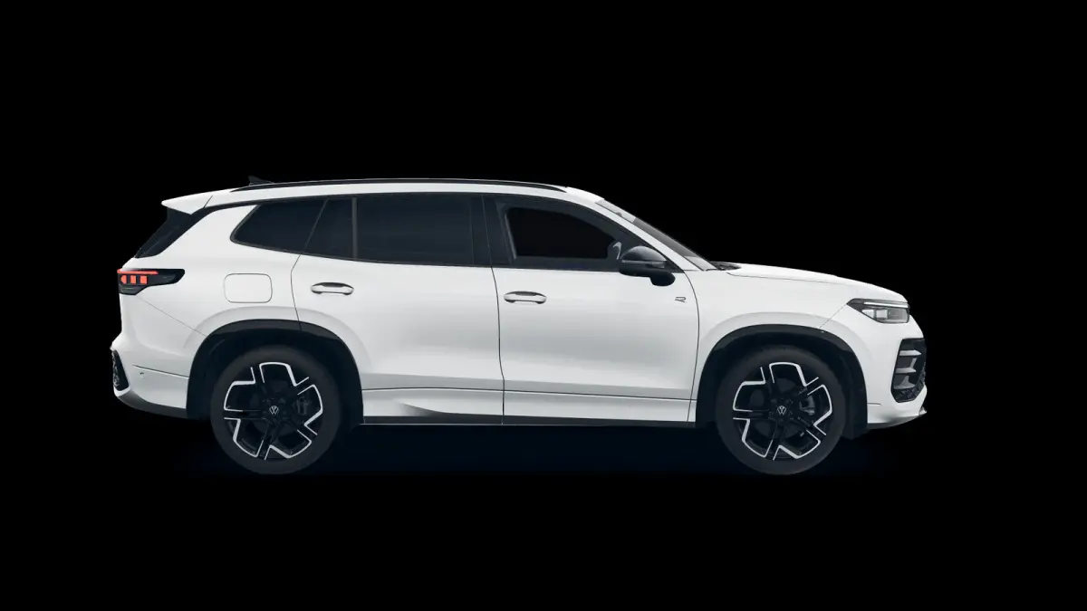 1.5 eHybrid R-Line Edition | Wordt verwacht | Trekhaak | Pano | Black Style | DCC | VOL!! |
