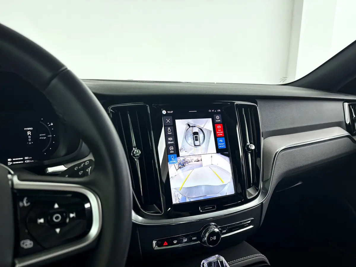 T8 Plug-in hybrid AWD Plus Dark | SOH 100% | Panoramadak | 360° camera | Head-up display | Harman Kardon | Stoel- en stuurverwarming | Trekhaak