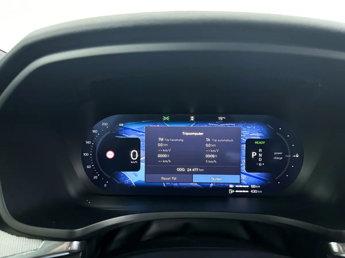 T8 Plug-in hybrid AWD Plus Dark | SOH 100% | Panoramadak | 360° camera | Head-up display | Harman Kardon | Stoel- en stuurverwarming | Trekhaak