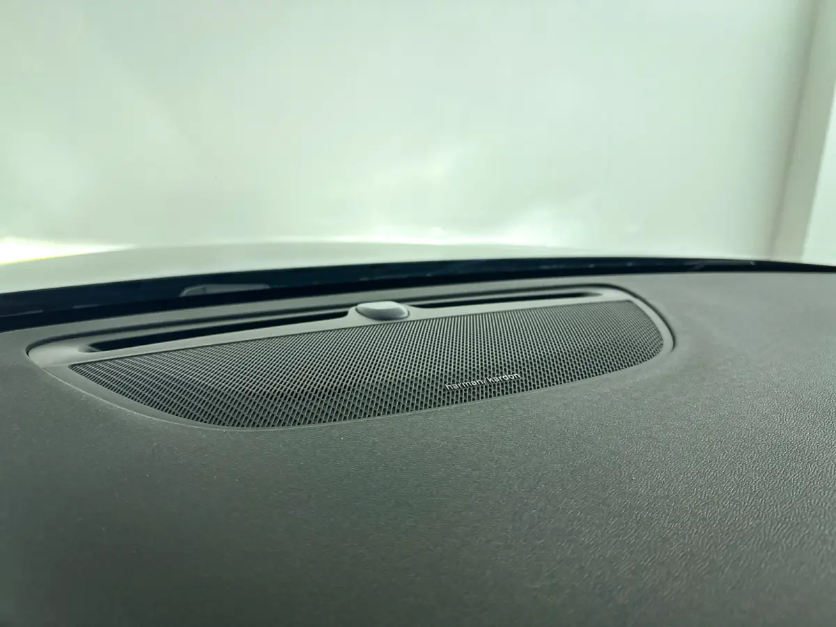 T8 Plug-in hybrid AWD Plus Dark | SOH 100% | Panoramadak | 360° camera | Head-up display | Harman Kardon | Stoel- en stuurverwarming | Trekhaak