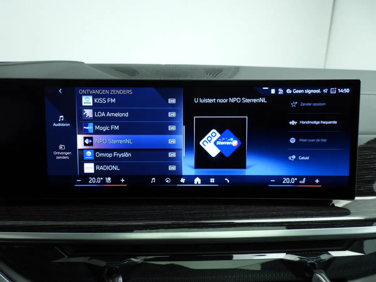 xDrive40i | M-Sportpakket | LED | Leder | HUD | Active cruise | Panoramadak | Trekhaak | Active steering | DAB | Harman-kardon sound | Alu 22 inch