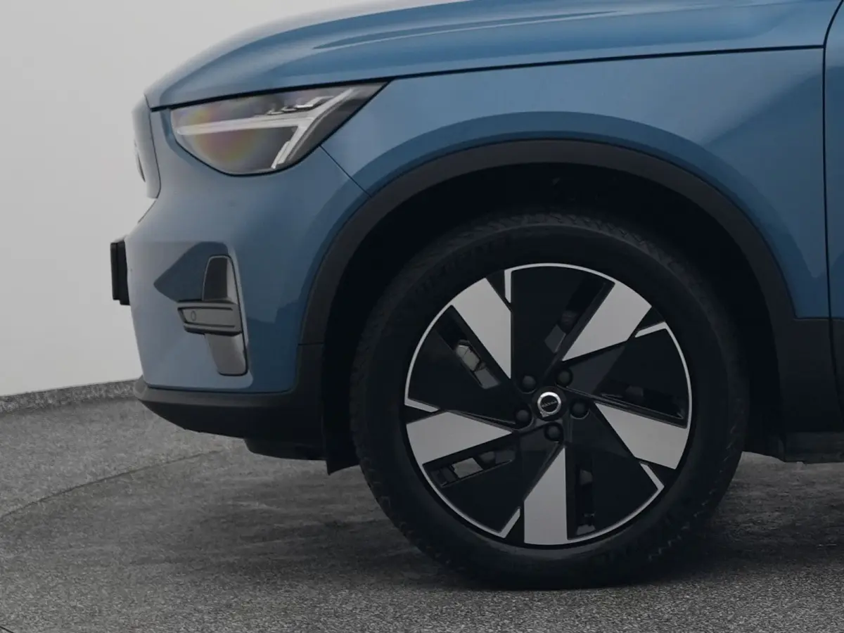 Single Motor Extened Range Core 82 kWh | CAMERA | CARPLAY