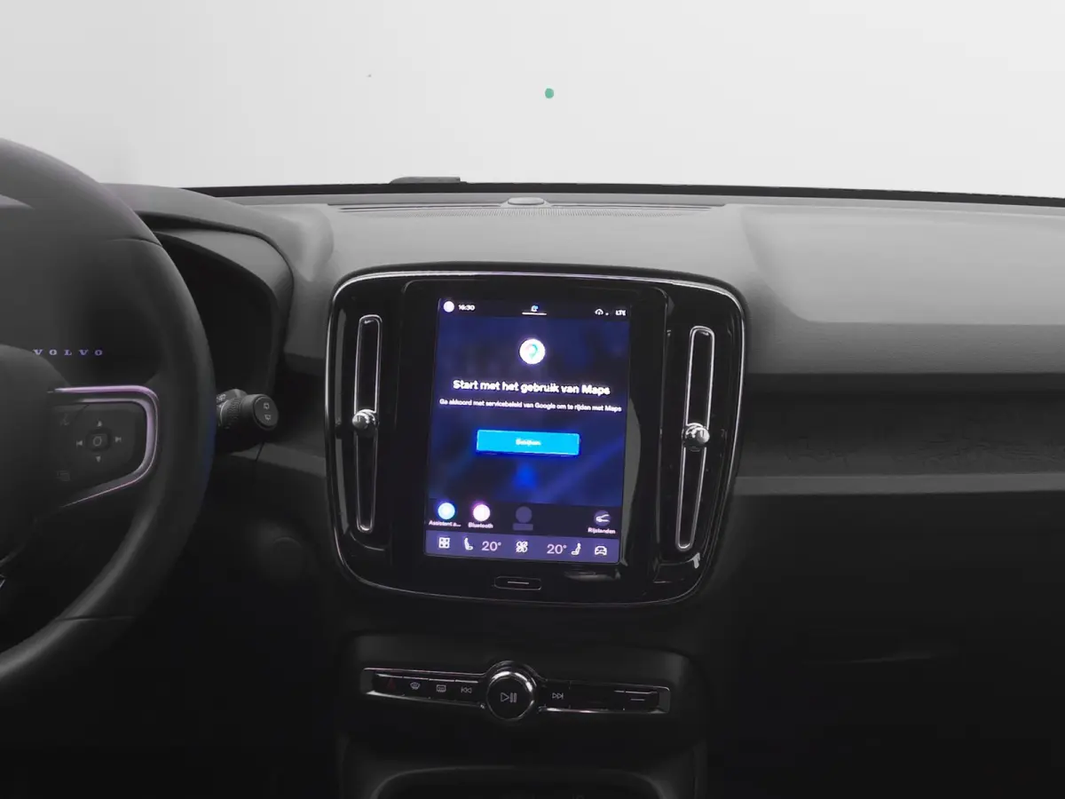 Single Motor Extened Range Core 82 kWh | CAMERA | CARPLAY
