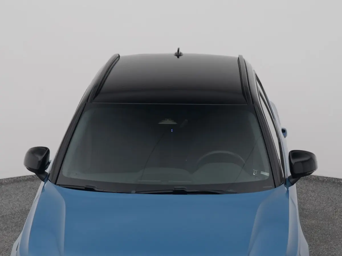 Single Motor Extened Range Core 82 kWh | CAMERA | CARPLAY