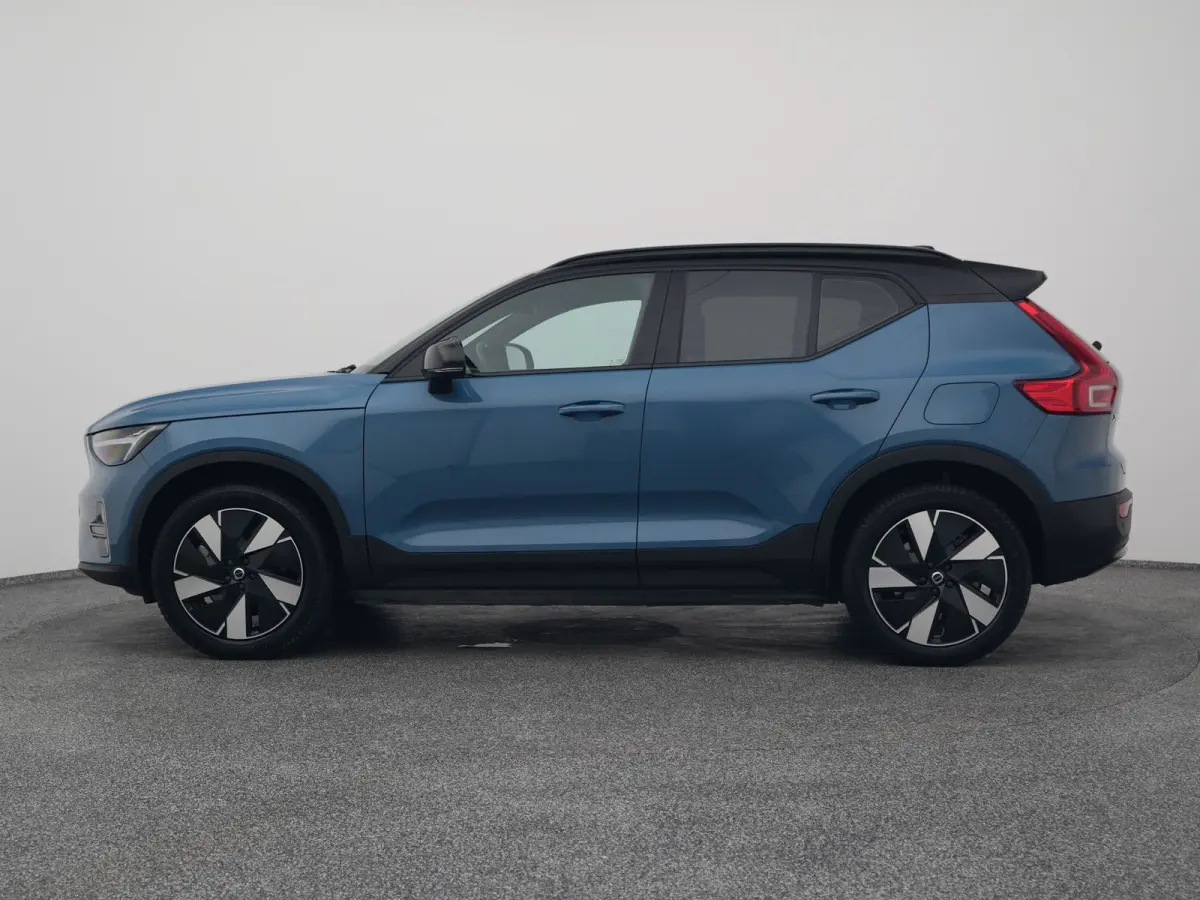 Single Motor Extened Range Core 82 kWh | CAMERA | CARPLAY