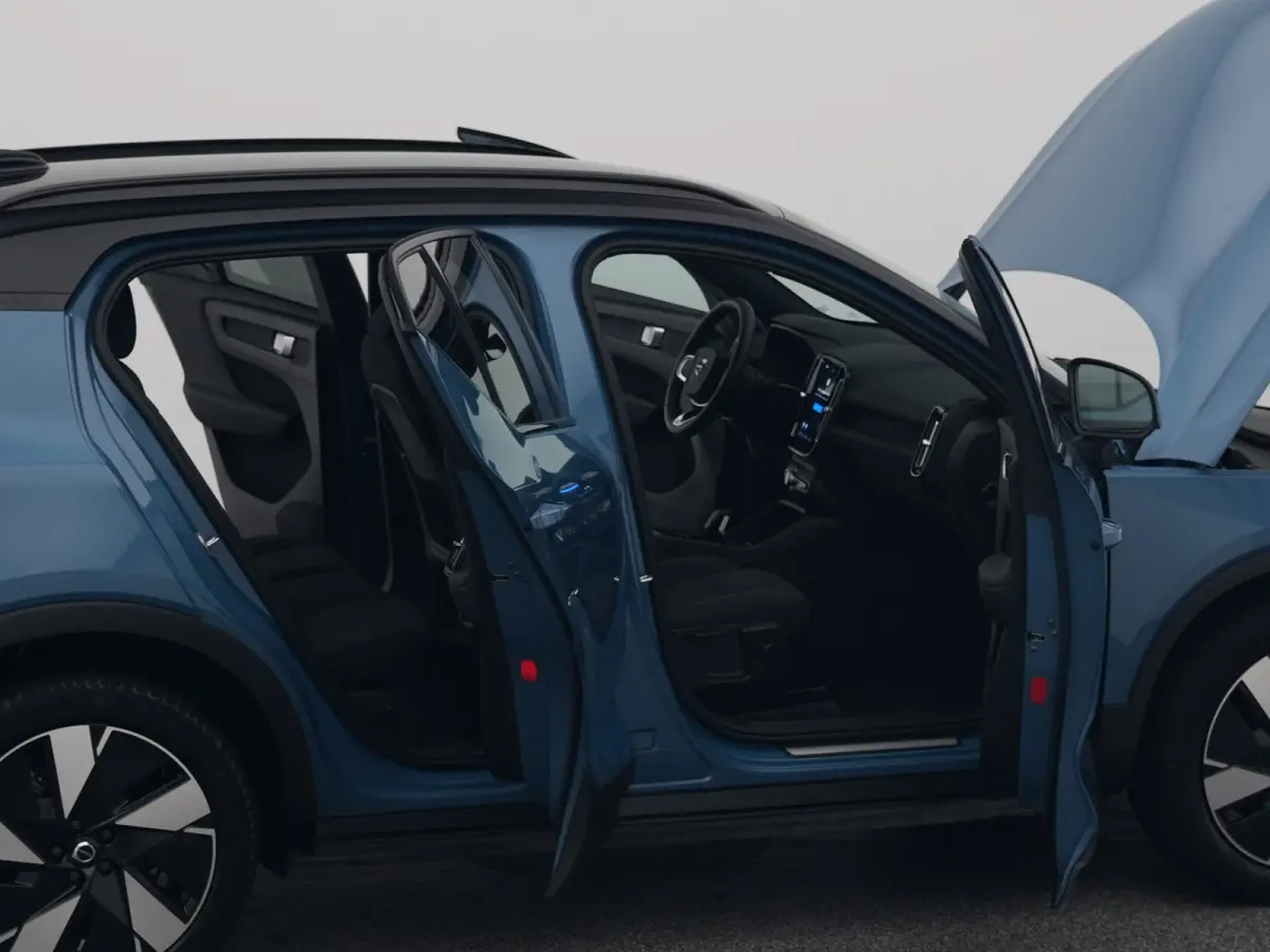 Single Motor Extened Range Core 82 kWh | CAMERA | CARPLAY