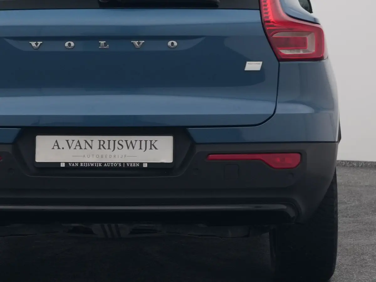Single Motor Extened Range Core 82 kWh | CAMERA | CARPLAY