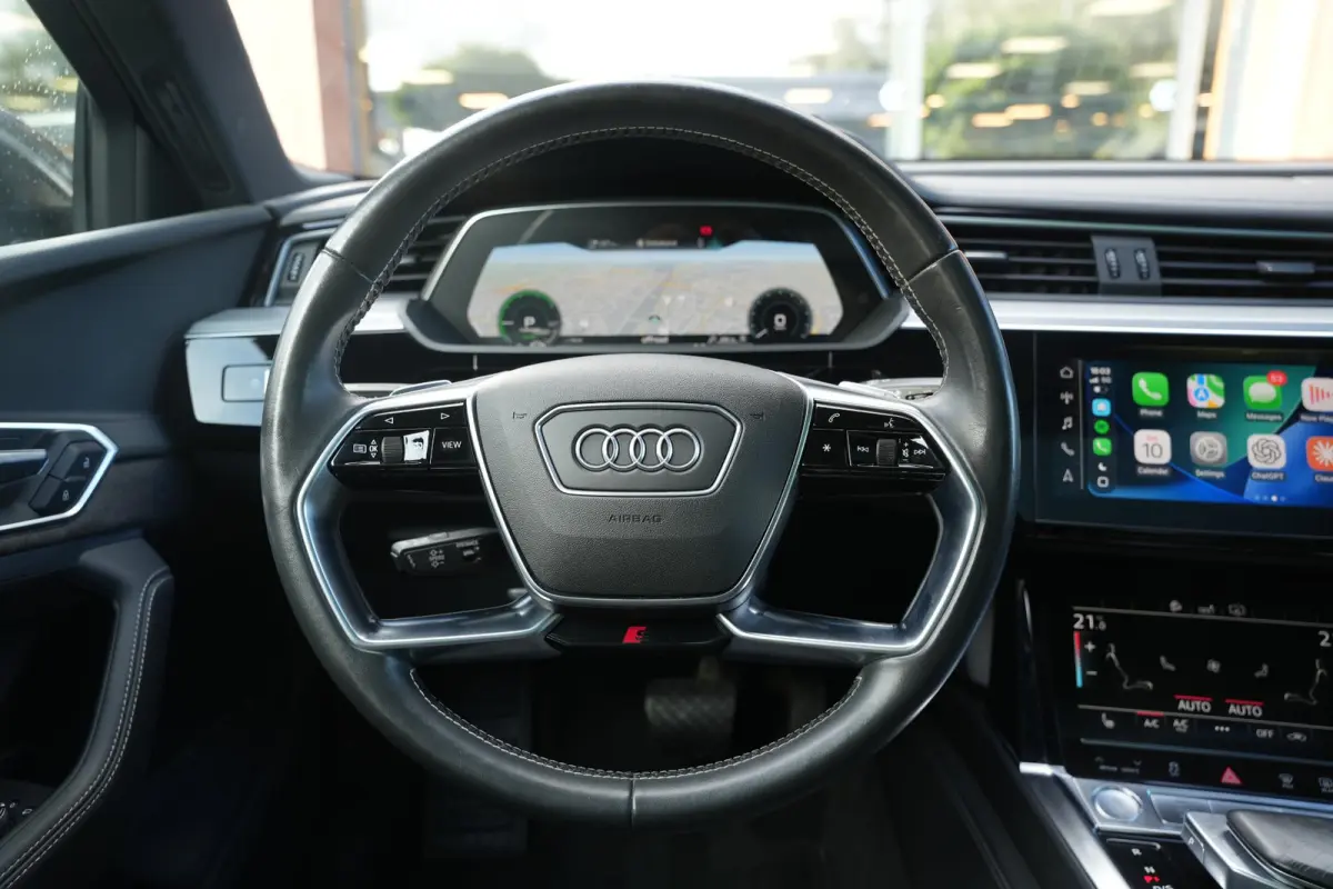 50 quattro S edition 71 kWh S-line Pano Trekhaak Matrx LED DAB Camera LM "21 SOH 87