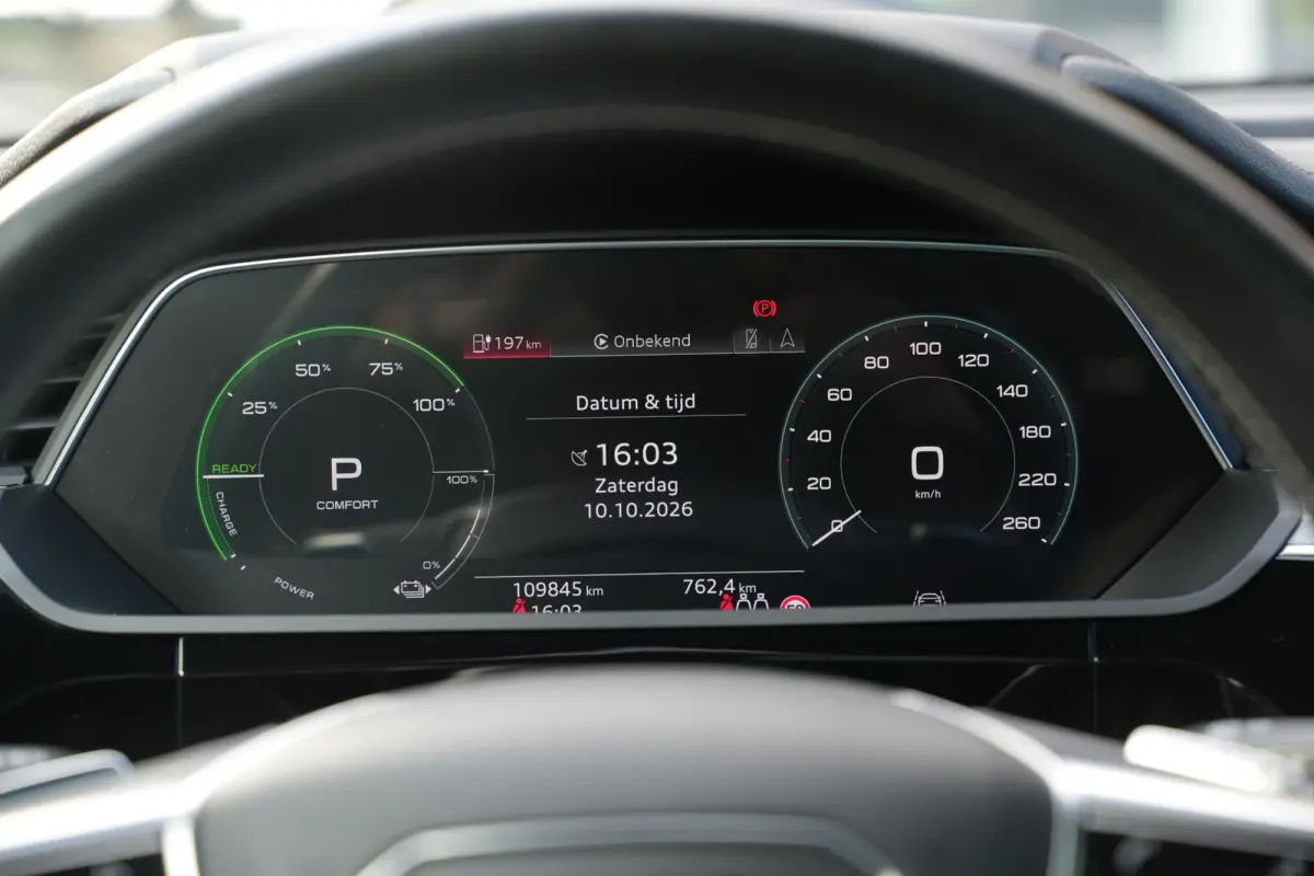 50 quattro S edition 71 kWh S-line Pano Trekhaak Matrx LED DAB Camera LM "21 SOH 87