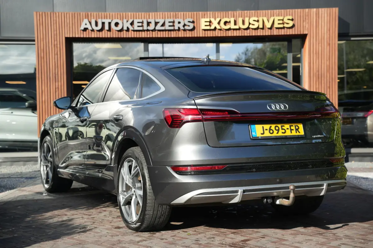 50 quattro S edition 71 kWh S-line Pano Trekhaak Matrx LED DAB Camera LM "21 SOH 87