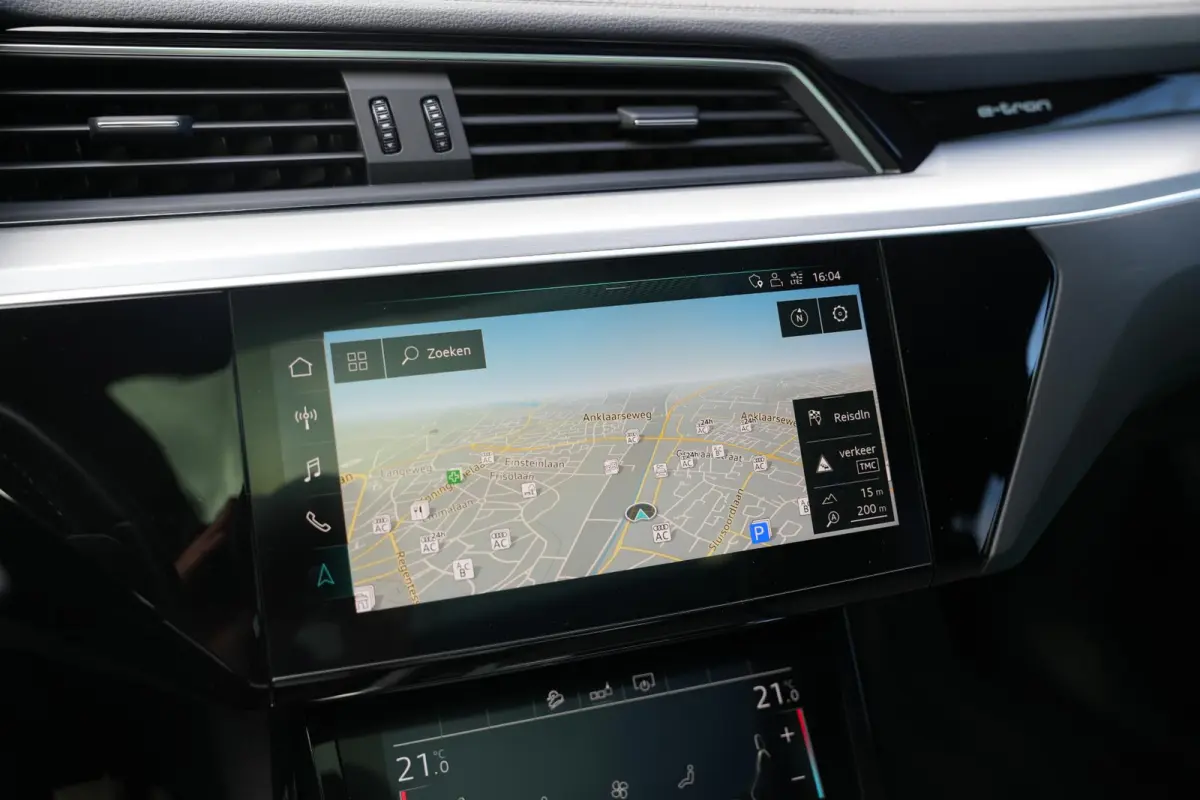50 quattro S edition 71 kWh S-line Pano Trekhaak Matrx LED DAB Camera LM "21 SOH 87