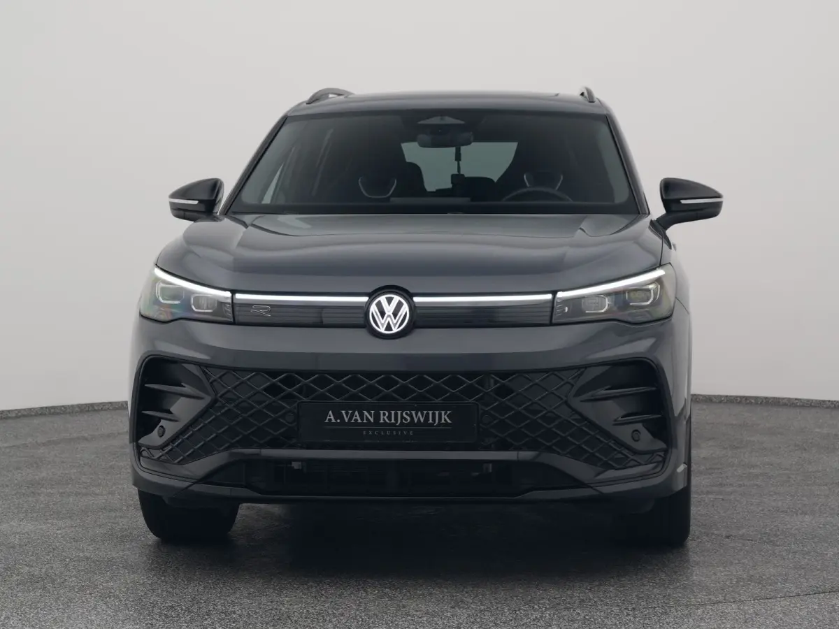 1.5 eHybrid R-Line Edition | PANO | ADAPTIVE | CAMERA | STOELMASSAGE