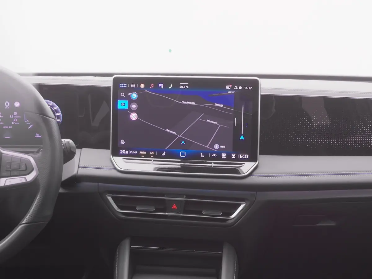1.5 eHybrid R-Line Edition | PANO | ADAPTIVE | CAMERA | STOELMASSAGE